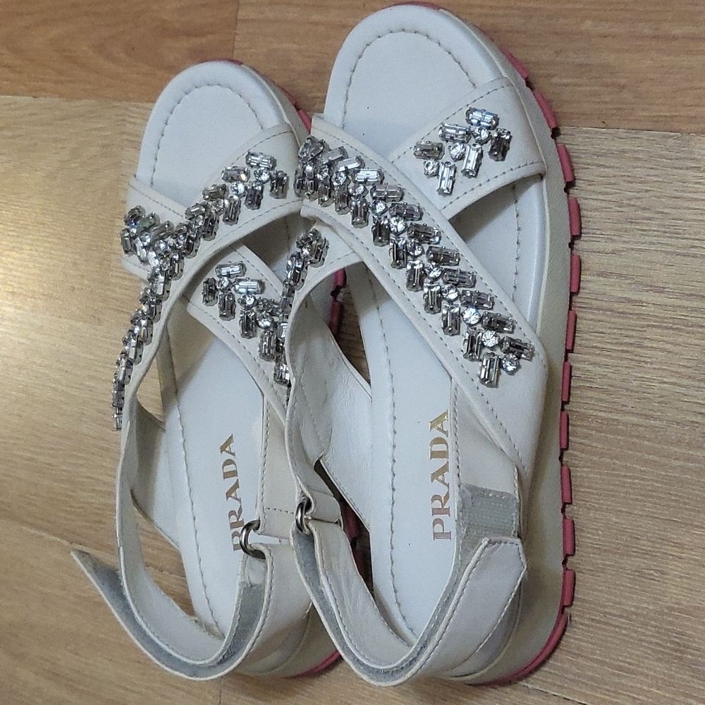 (SOLD)Authentic Prada white leather with crystal embelished slingback - Picture 2 of 5